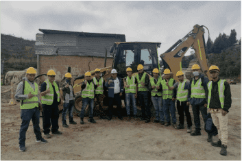grupo makro certifico operadores en diversas maquinarias en antioquia colombia 3