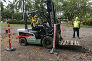 Nuevos operadores certificados en el manejo de Montacargas