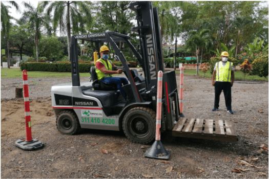 nuevos operadores en el manejo de montacargas