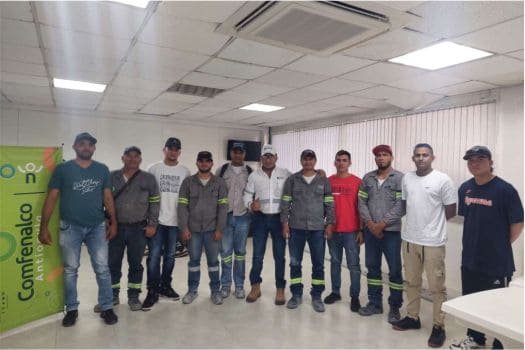 operadores de prominerales sas recibieron capacitacion en maquinaria pesada