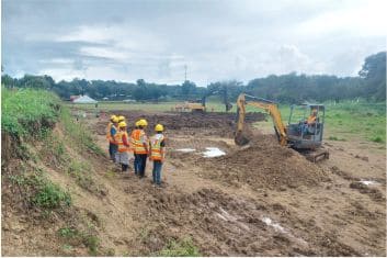 inicia modulo practico de excavadora hidraulica grupo makro 3